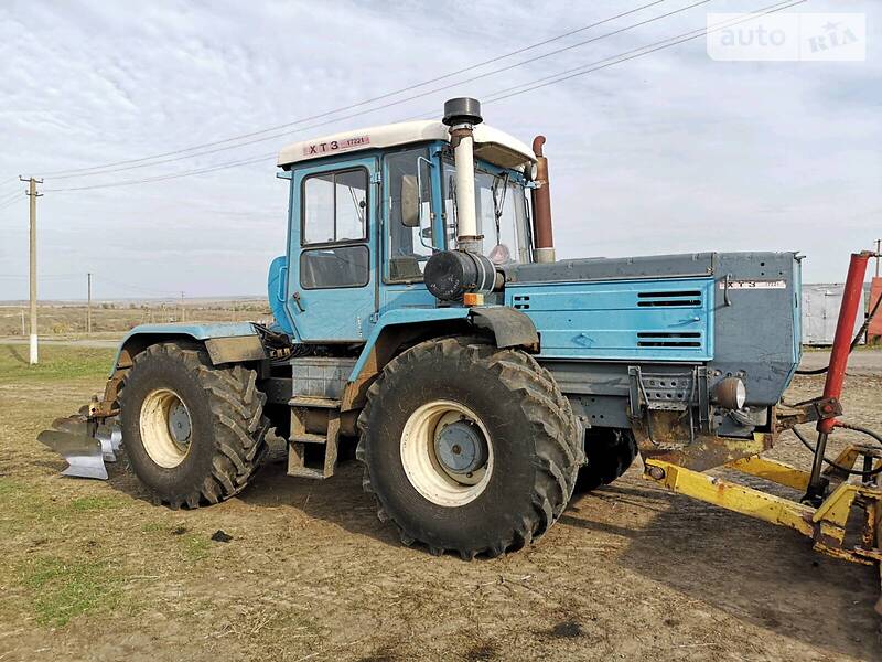 ХТЗ 17221
