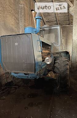 Трактор сельскохозяйственный ХТЗ Т-150 1987 в Кодыме