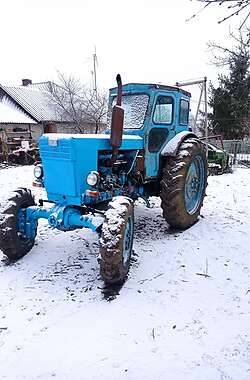 Трактор сільськогосподарський ХТЗ Т-40АМ 1988 в Тернополі