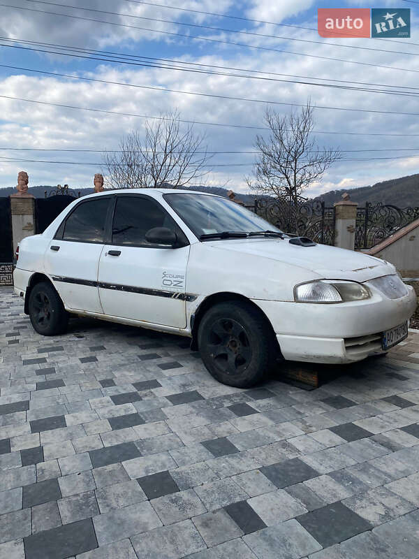 Kia Avella 1998 Kia Avella 1998