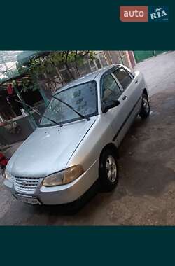 Седан Kia Avella 1999 в Олександрії