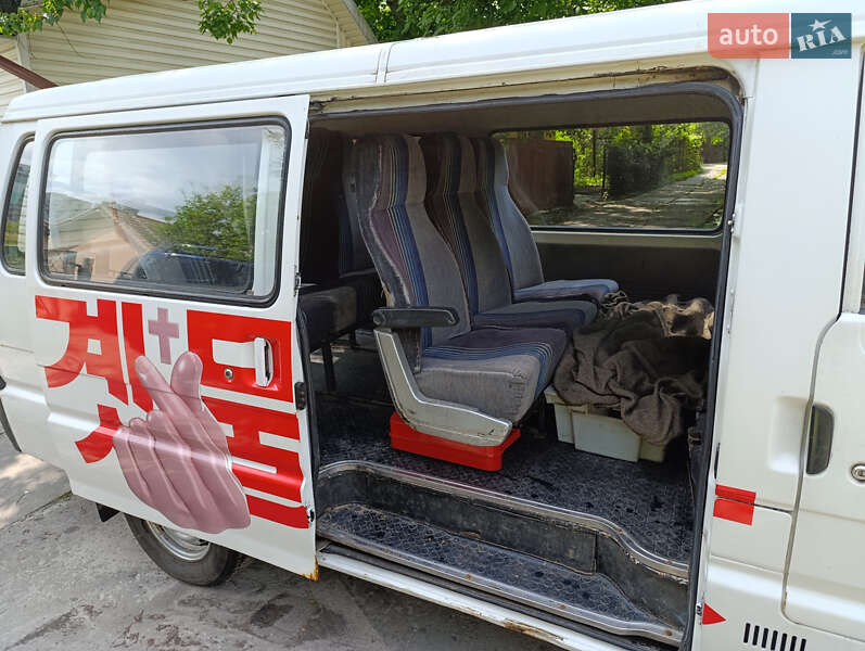 Минивэн Kia Besta 1998 в Киеве
