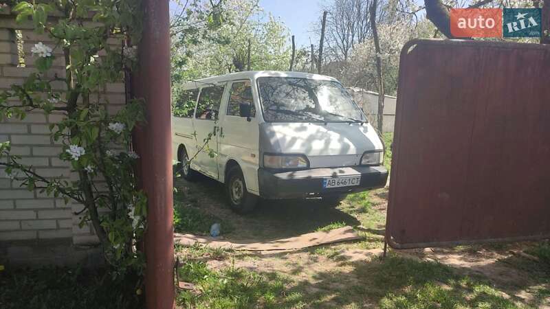 Kia Besta 1996