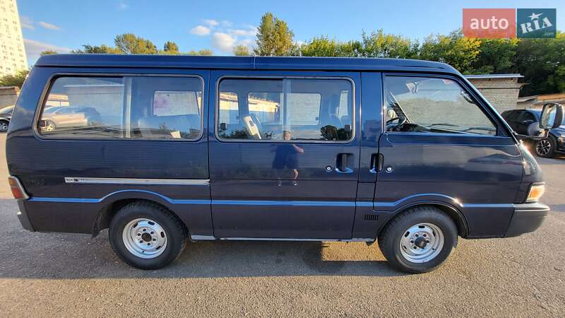 Мінівен Kia Besta 1998 в Києві