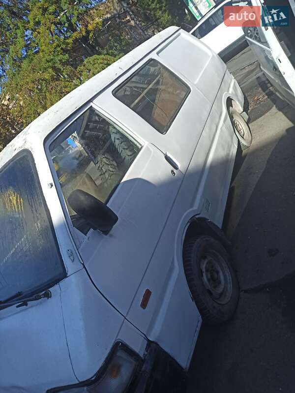 Грузовой фургон Kia Besta 1998 в Одессе фото 9 Грузовой фургон Kia Besta 1998 в Одессе