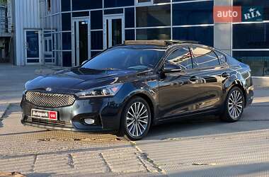 Седан Kia Cadenza 2017 в Харькове