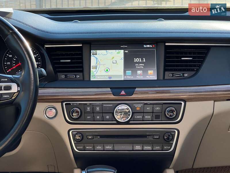 Седан Kia Cadenza 2017 в Харькове