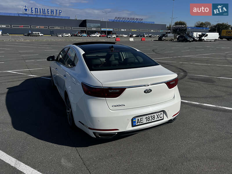 Седан Kia Cadenza 2017 в Днепре фото 2 Седан Kia Cadenza 2017 в Днепре