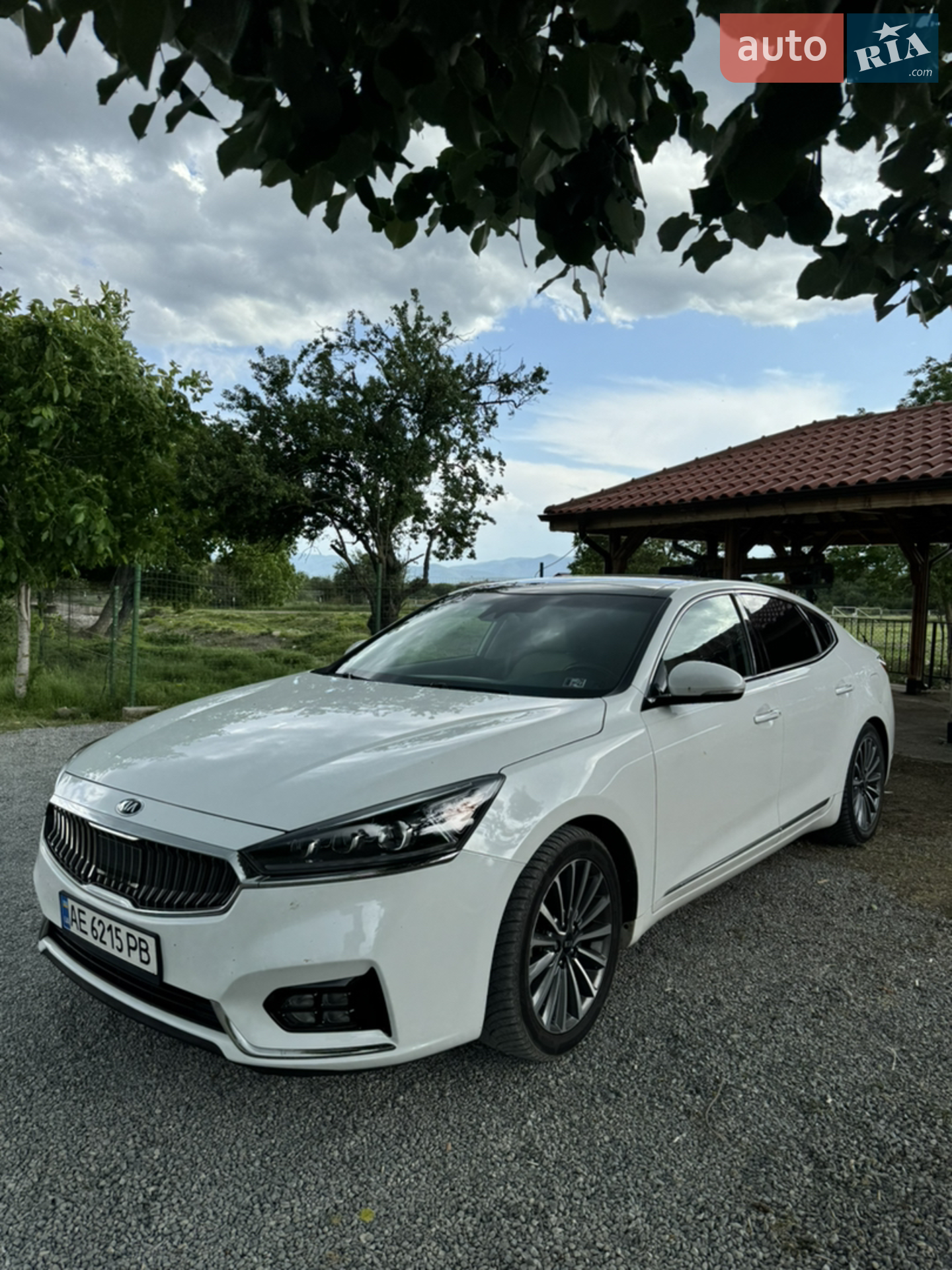 2017 Kia Cadenza - мініатюра 2