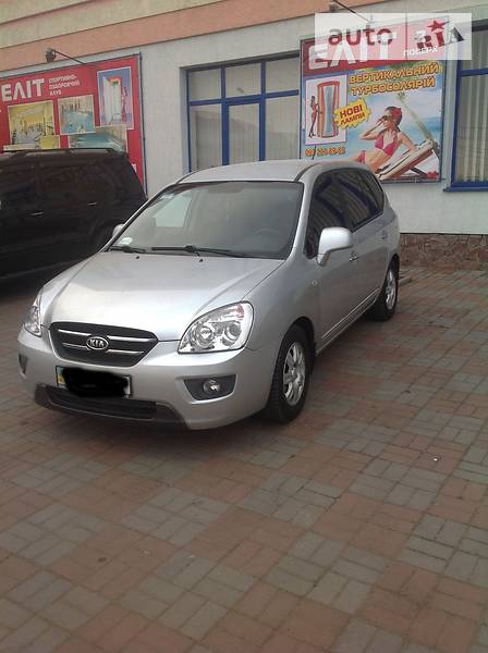 Минивэн Kia Carens 2007 в Черновцах