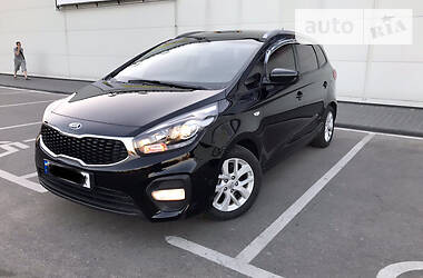 Минивэн Kia Carens 2016 в Киеве