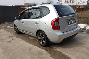 Минивэн Kia Carens 2008 в Кропивницком