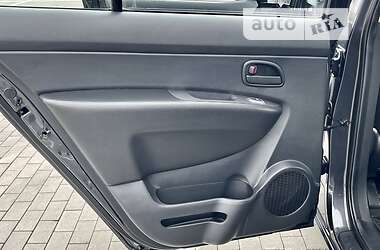 Минивэн Kia Carens 2008 в 