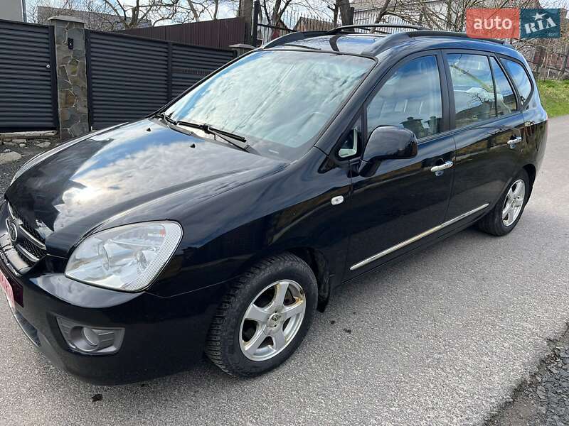 Универсал Kia Carens 2007 в Луцке