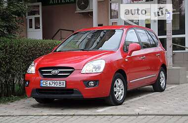 Минивэн Kia Carens 2008 в Черновцах