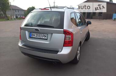 Минивэн Kia Carens 2006 в 