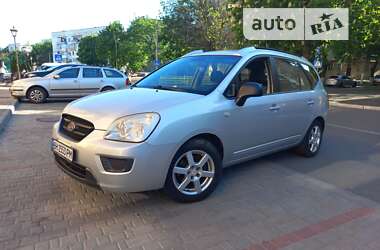 Минивэн Kia Carens 2006 в 