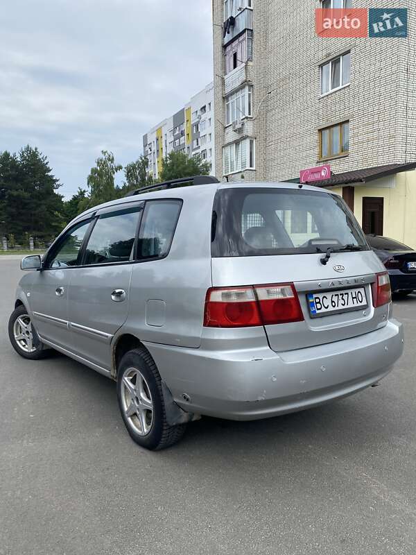 Минивэн Kia Carens 2003 в Новояворовске фото 6 Минивэн Kia Carens 2003 в Новояворовске