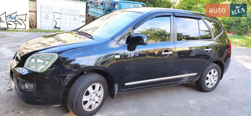 Мінівен Kia Carens 2007 в Києві