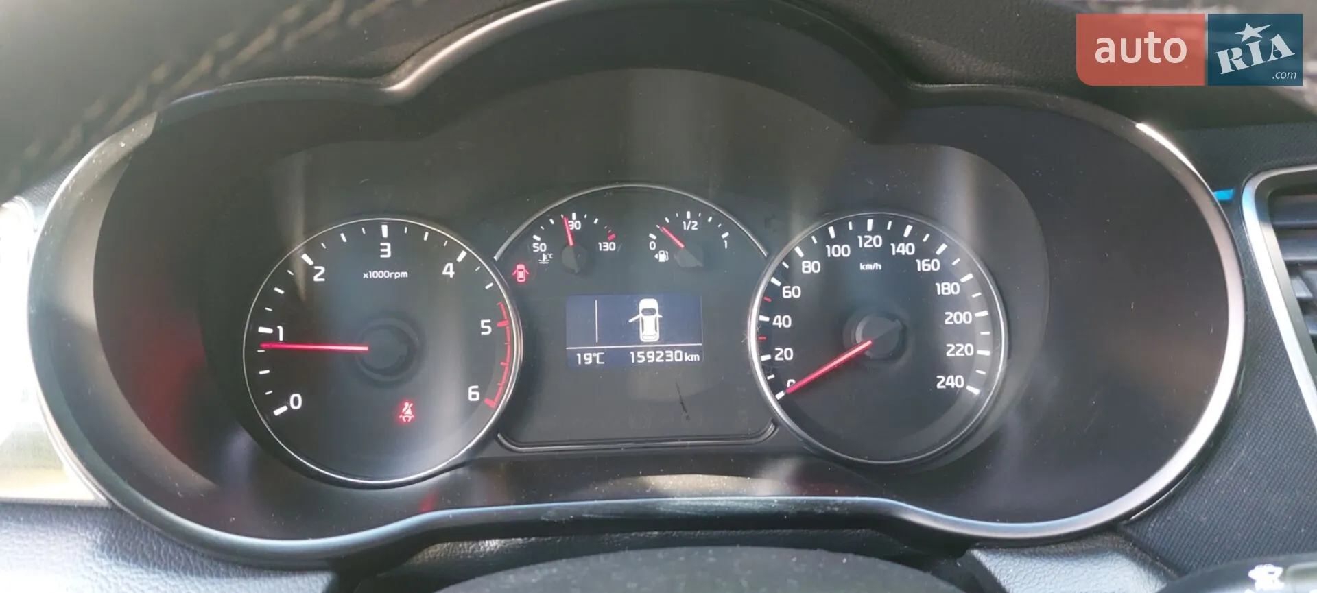 2015 Kia Carens - мініатюра 28