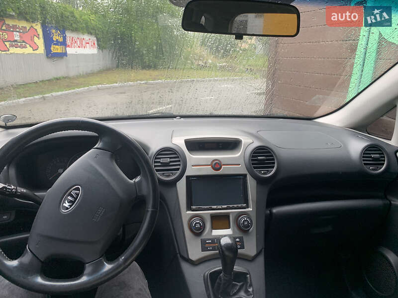 Мінівен Kia Carens 2008 в Києві фото 11 Мінівен Kia Carens 2008 в Києві
