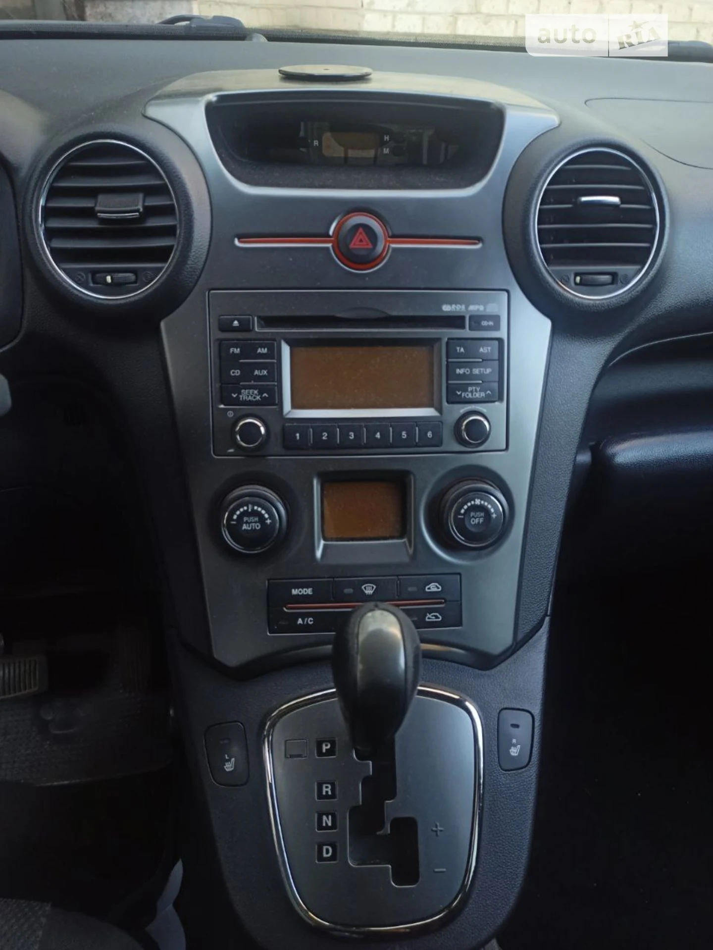 2011 Kia Carens - мініатюра 4