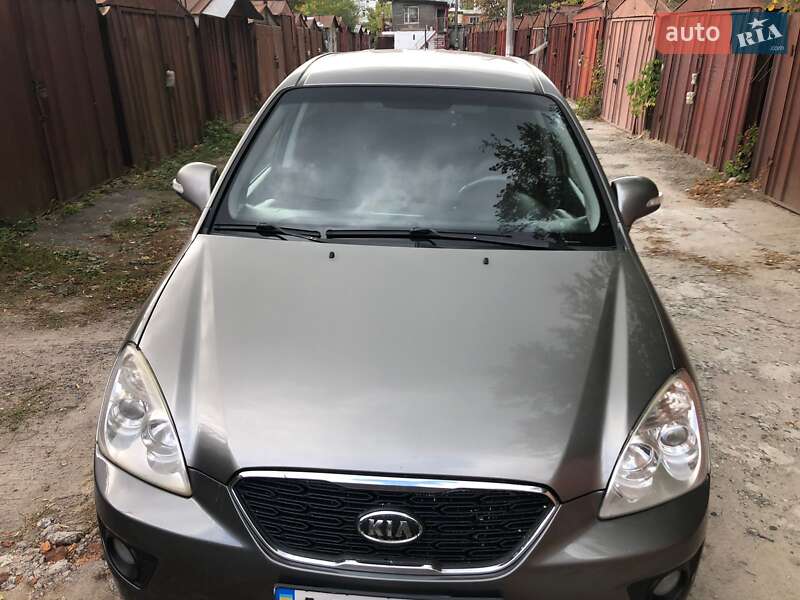 Мікровен Kia Carens 2011 в Києві