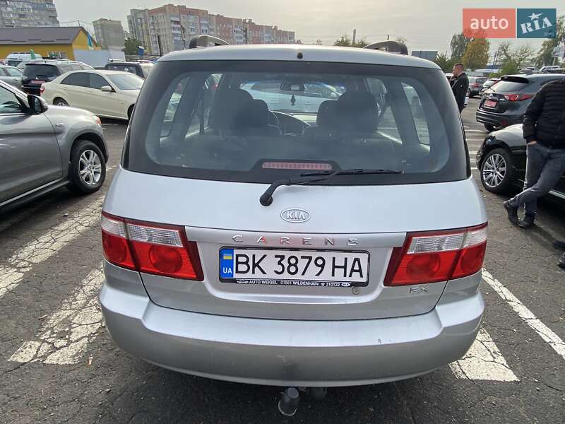 Мінівен Kia Carens 2005 в Рівному