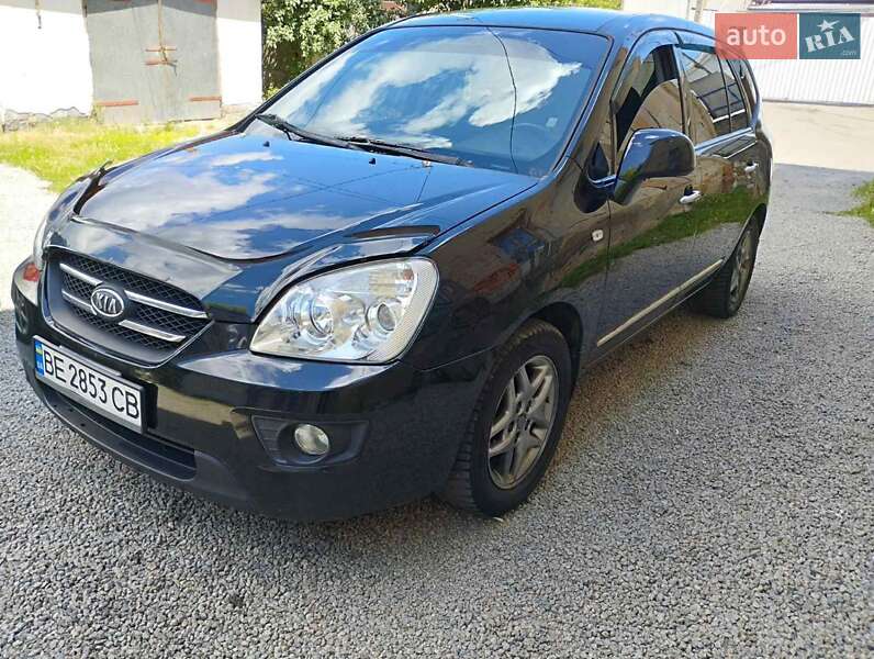 Мінівен Kia Carens 2008 в Кропивницькому
