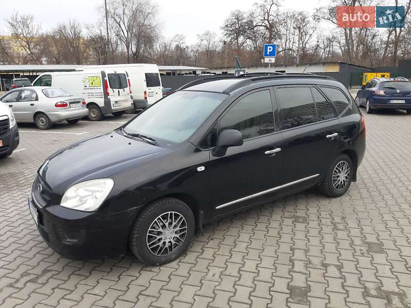 Мінівен Kia Carens 2007 в Дніпрі