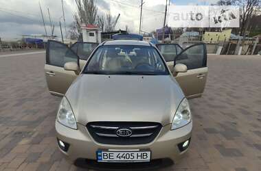 Минивэн Kia Carens 2008 в Николаеве