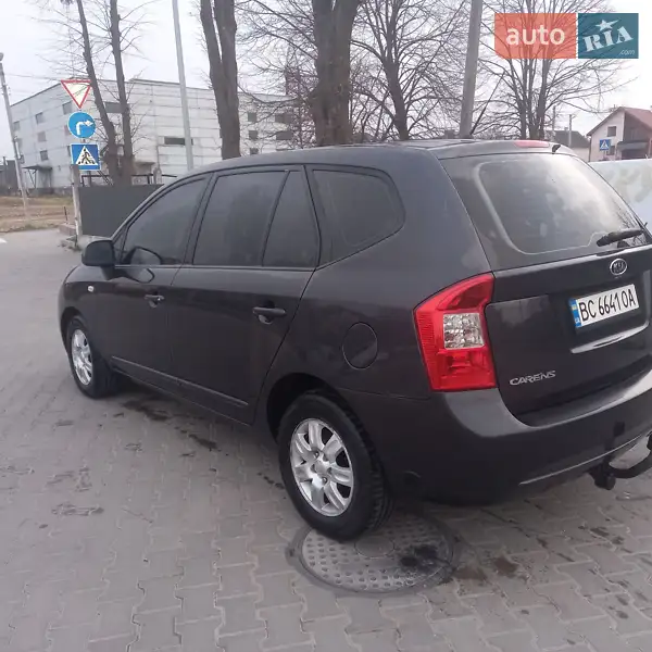 Kia Carens 2007