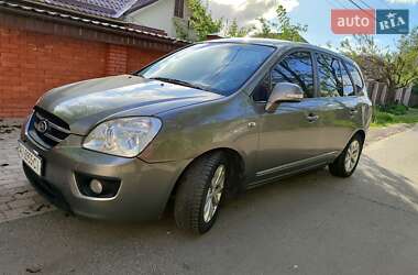 Минивэн Kia Carens 2010 в Киеве