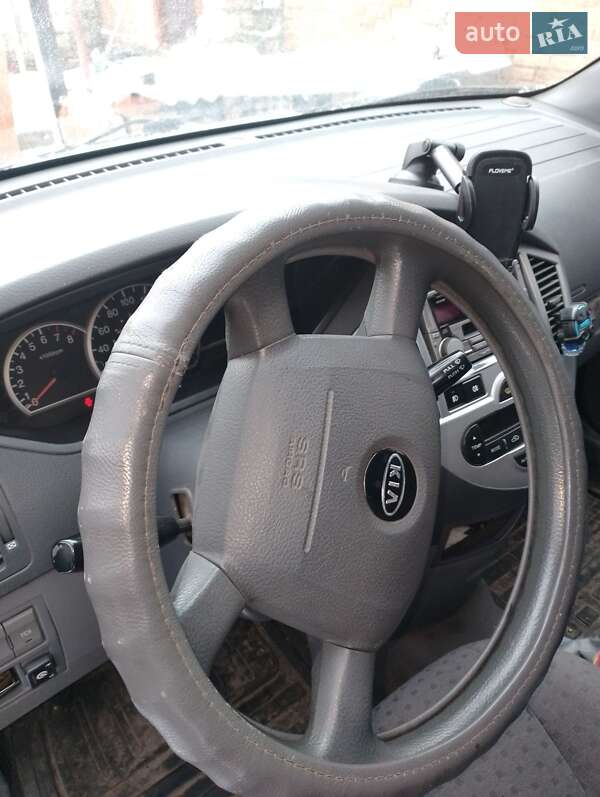 Мінівен Kia Carens 2006 в Полтаві фото 7 Мінівен Kia Carens 2006 в Полтаві