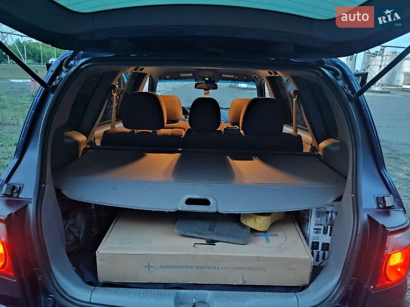 Мінівен Kia Carens 2006 в Бердичеві