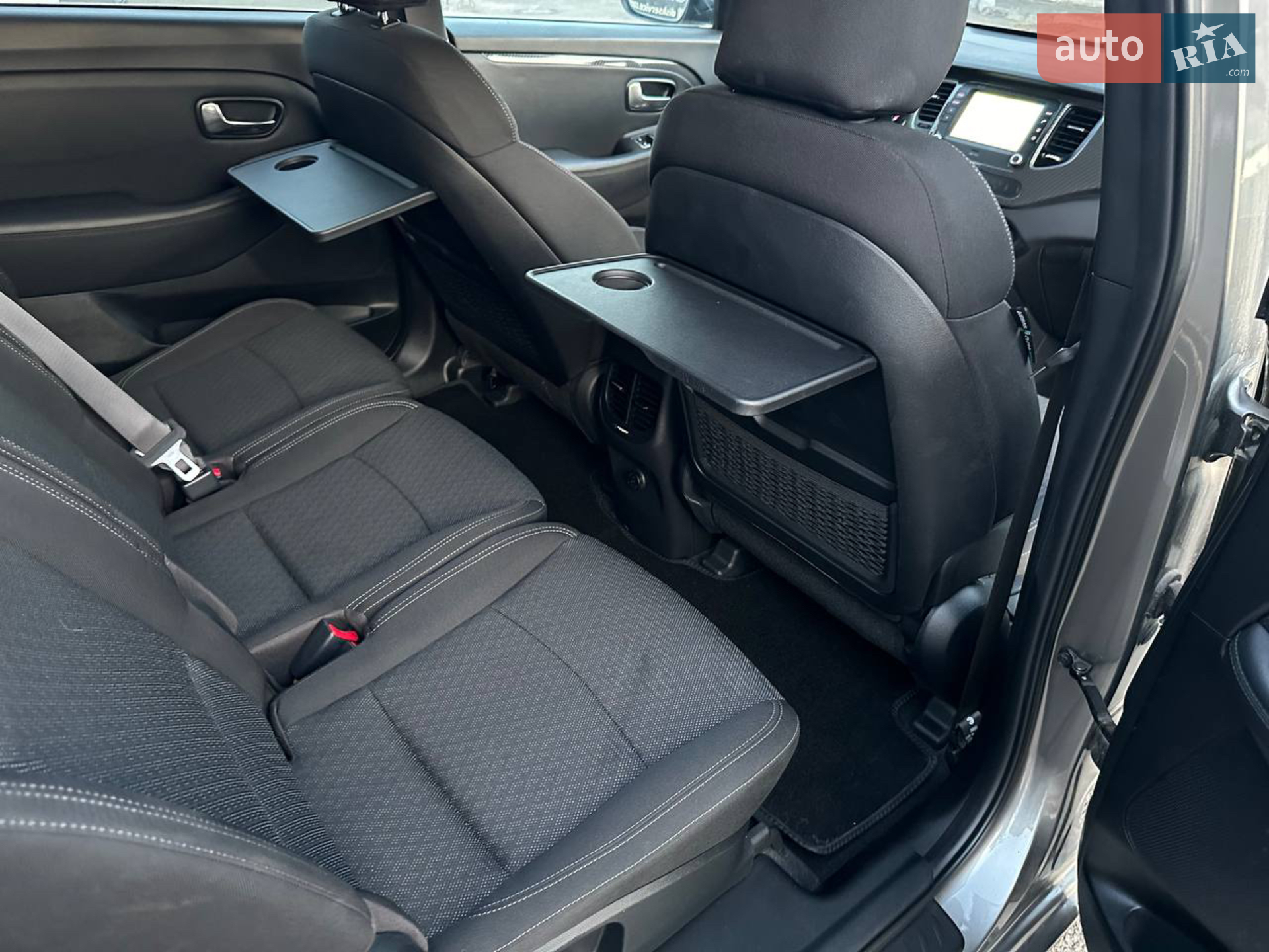 2017 Kia Carens - мініатюра 32