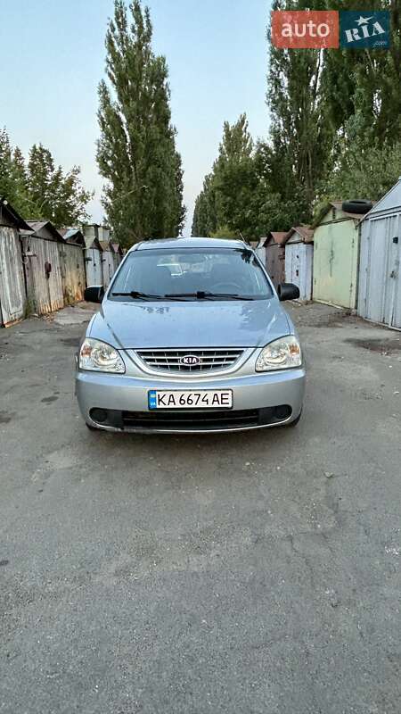 Мінівен Kia Carens 2006 в Києві