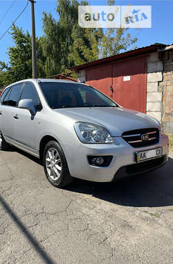 Минивэн Kia Carens 2007 в Киеве