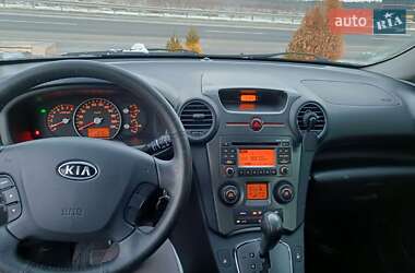 Микровэн Kia Carens 2011 в Киеве