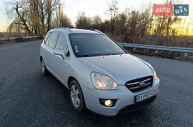 Минивэн Kia Carens 2006 в Любаре