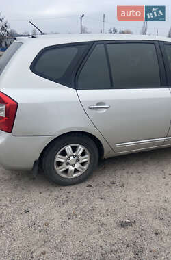 Минивэн Kia Carens 2006 в Житомире