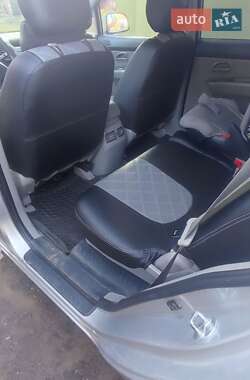 Минивэн Kia Carens 2008 в 