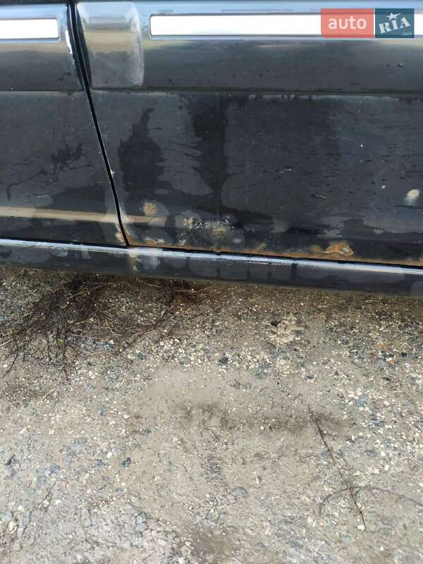 Мінівен Kia Carens 2004 в Полтаві