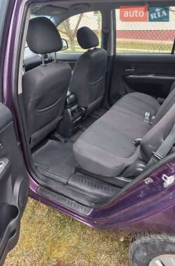 Мінівен Kia Carens 2008 в 