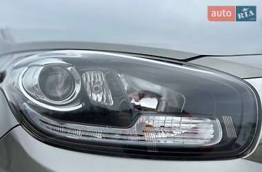 Мікровен Kia Carens 2016 в 