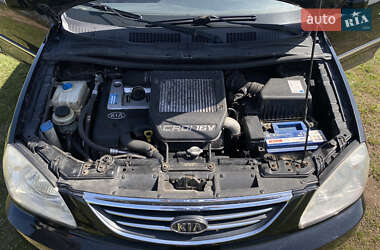 Минивэн Kia Carens 2005 в 