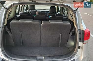 Микровэн Kia Carens 2015 в 