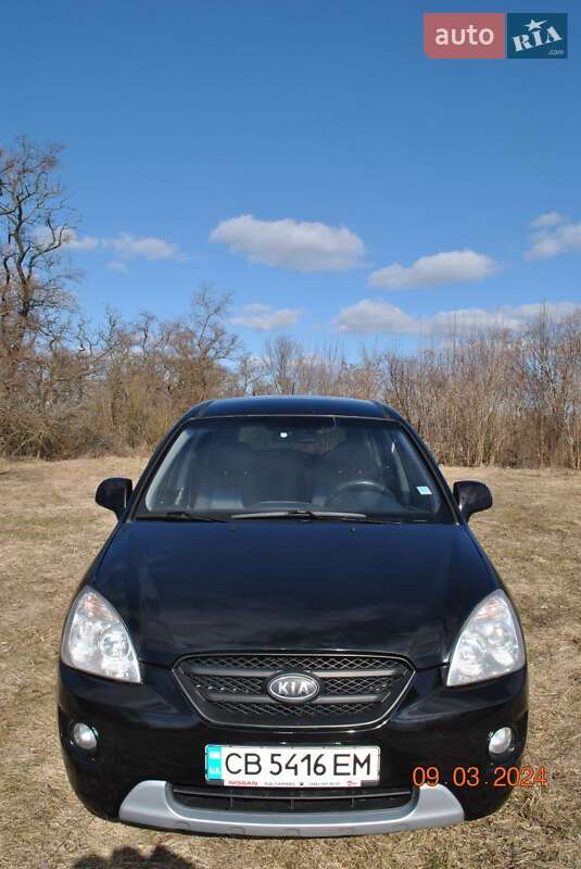 Минивэн Kia Carens 2008 в Киеве