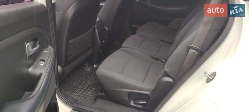 Мікровен Kia Carens 2016 в Хмельницькому