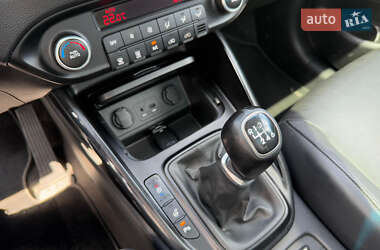 Мікровен Kia Carens 2013 в 
